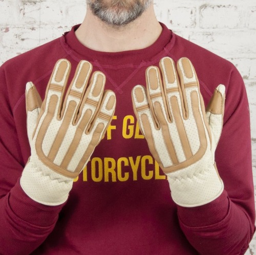 [AGE OF GLORY] Victory Leather Gloves Cream / Camel
